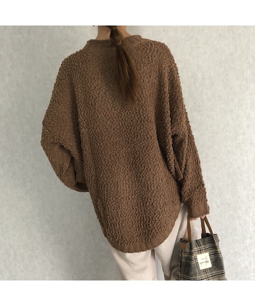 copine（コピン）の「12月2日再入荷!ふわっとした柔らかな肌触り！サイドボタンデザインラウンドヘムゆるニット(2color)（ニット/セーター・レディース・その他）」の7枚目の写真