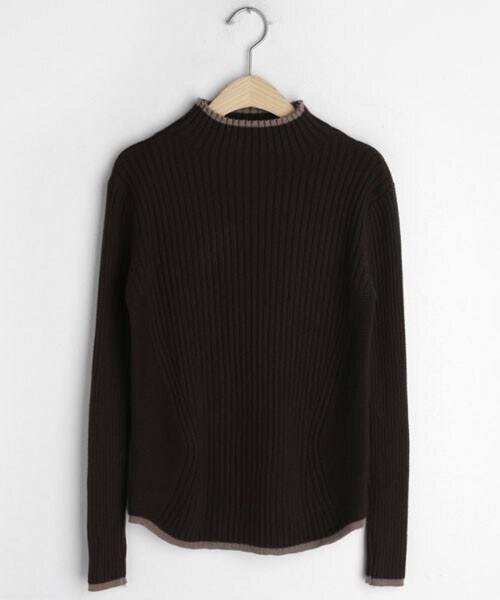 DHOLIC（ディーホリック）の「配色ヘムリブニット（ニット/セーター・レディース・ホワイト/ベージュ/ブラック・FREE）」の2枚目の写真