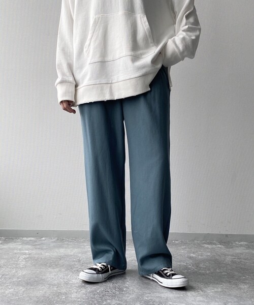 PAGEBOY（ページボーイ）の「【WEB先行予約】チンツハイウエストタックパンツ（パンツ・レディース・ブラック/グレージュ/アイスブルー・F）」の3枚目の写真