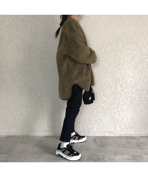 copine（コピン）の「12月10日再々入荷！ゆったりオーバーサイズ！コーデュロイ切替デザインノーカラーボアコート（その他アウター・レディース・その他）」の10枚目の写真