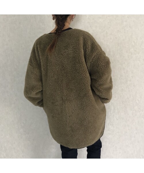 copine（コピン）の「12月10日再々入荷！ゆったりオーバーサイズ！コーデュロイ切替デザインノーカラーボアコート（その他アウター・レディース・その他）」の14枚目の写真