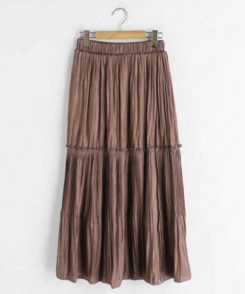 DHOLIC(ディーホリック)の「グロッシープリーツスカート(スカート・レディース・ブラウン/ブラック/ベージュ・FREE)」の1枚目の写真