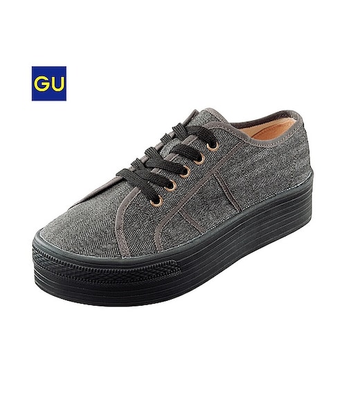 GU（ジーユー）の「（GU）ＷＯＭＥＮプラットフォームスニーカーＢ（WOMEN ⁄ シューズ・レディース・OFF WHITE/80/BLACK/NAVY・M/S/L）」の4枚目の写真