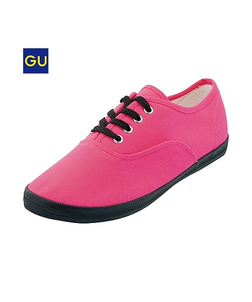 GU(ジーユー)の「(GU)WOMENキャンバスシューズ(WOMEN ⁄ シューズ・レディース・82/BLACK/NAVY/PINK/OFF WHITE・23.0cm/24.0cm/25.0cm)」の5枚目の写真
