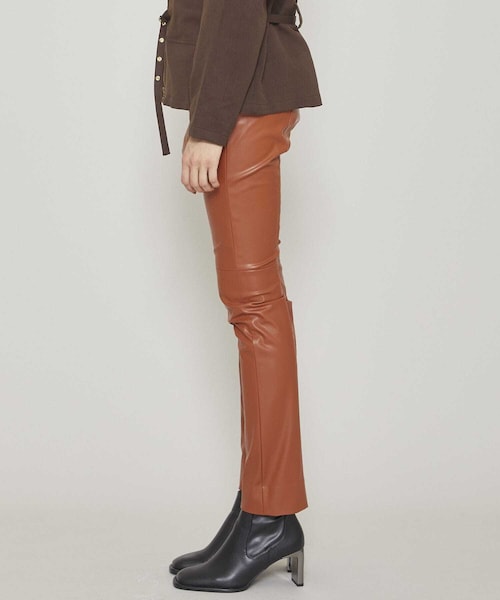 soe（ソーイ）の「レザーホースライディングパンツ（）」 - WEAR