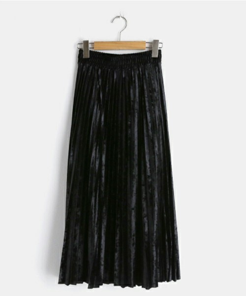 DHOLIC（ディーホリック）の「ベロアプリーツスカート（スカート・レディース・クリーム/ブラック/ブラウン・ONESIZE）」の2枚目の写真