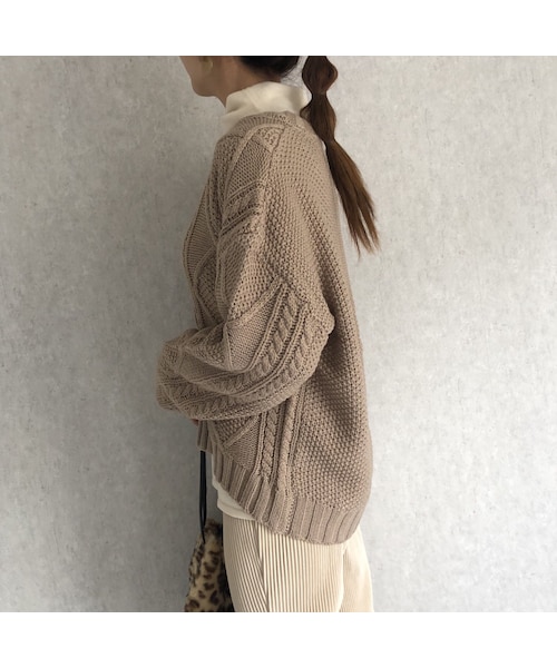 copine（コピン）の「大人可愛いニット！Vネックケーブル編みニット(3color)（ニット/セーター・レディース・その他）」の7枚目の写真