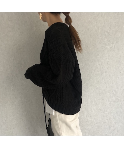 copine（コピン）の「大人可愛いニット！Vネックケーブル編みニット(3color)（ニット/セーター・レディース・その他）」の13枚目の写真