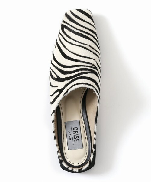 LE TALON（ルタロン）の「《予約》GRISE レザースクエアハイバンプフラットミュール（シューズ・ホワイト A/S/残り2点/M/在庫あり/L/残り3点/XL/在庫なし）」の6枚目の写真