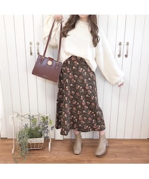 SUZiE WiNKLE（スージー ウィンクル）の「antique flower choco skirt（ニット/セーター）」