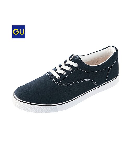 GU(ジーユー)の「(GU)ローカットスニーカー(MEN ⁄ ブーツ・シューズ・メンズ・BLACK/NAVY/88/WHITE・28.0cm/26.0cm/25.0cm/27.0cm)」の3枚目の写真