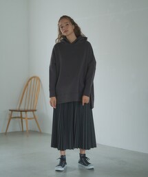 PUAL CE CIN（ピュアルセシン）の「【WEB限定】裾スリットパーカープルオーバー（Tシャツ/カットソー）」