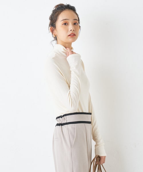 DISCOAT（ディスコート）の「ソフトリブタートルロングスリーブ（Tシャツ/カットソー・レディース・アイボリー/ライムグリーン/ブラック/モカ・F）」の2枚目の写真