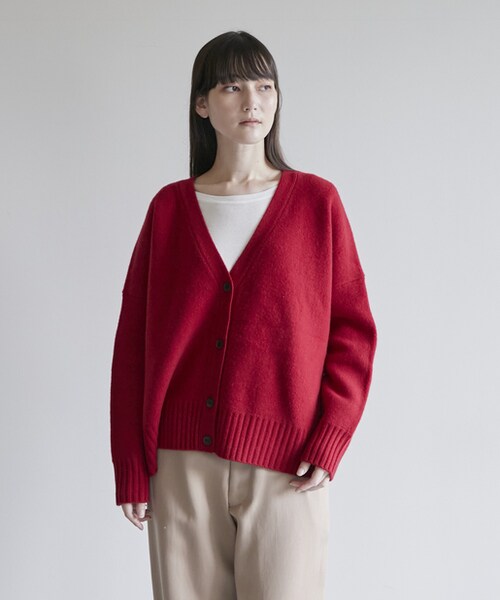 Drawing Numbers（ドローイング ナンバーズ）の「接結ルーズVネックカーディガン（カーディガン/ボレロ・レディース・オフホワイト/ベージュ/レッド/ブラウン/ライトグレー/ベージュその他1・38）」の2枚目の写真