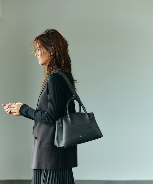 IACUCCI（イアクッチ）の「2WAYトートバッグM【VELAR-400/CERVO  