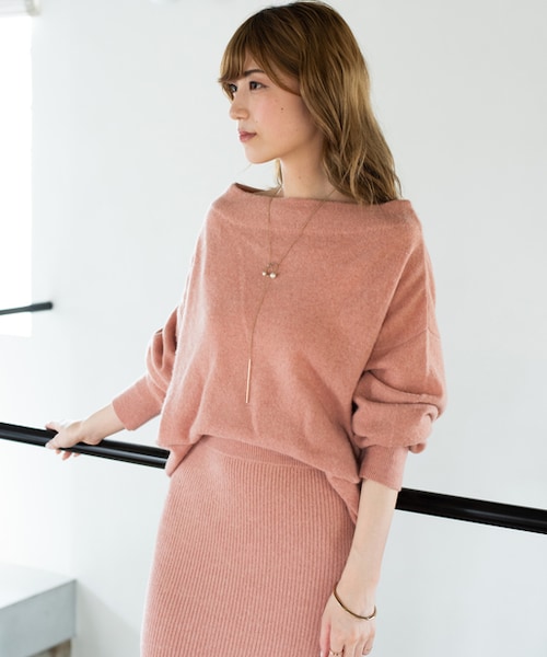 LOUNGEDRESS（ラウンジドレス）の「ラクーン2wayオフショルニット