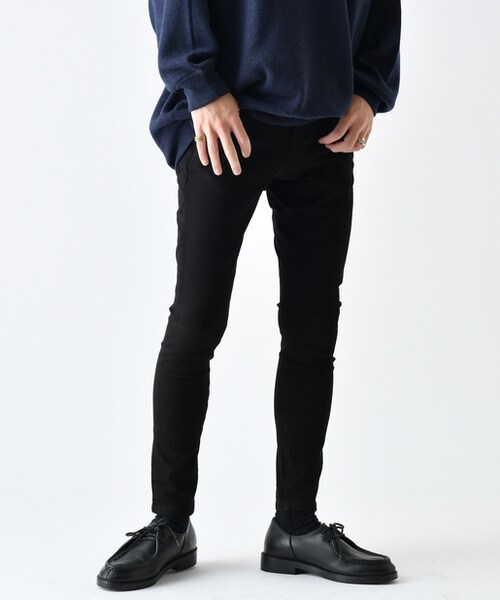 Lui's（ルイス）の「ウルトラスキニーデニムパンツ（デニムパンツ・メンズ・ブラック/インディゴブルー/ブルー/チャコールグレー/ネイビー/サックスブルー・XS/S/M/L）」の2枚目の写真