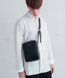 Lui's | スプリットレザーショルダーバック/サコッシュ(ショルダーバッグ)