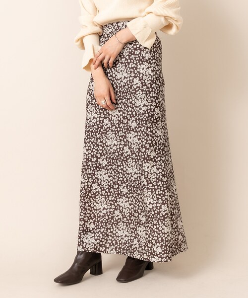 mystic（ミスティック）の「[mline]ロングマーメイドスカート（スカート・レディース・ベージュ/ブルー/ピンク/ブラウンその他1/ブラック/ブラックその他1/アイボリー/ブラウンその他2・F）」の4枚目の写真