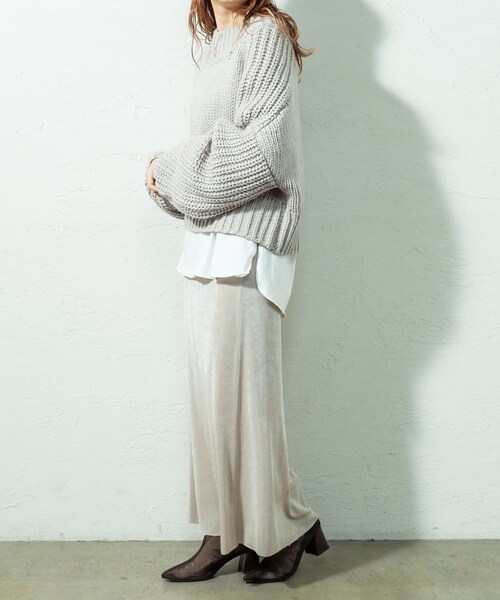 mystic（ミスティック）の「シャイニーカラーネットスカート（スカート・レディース・ベージュ/パープル/オリーブ/ライトグレー・F）」の2枚目の写真