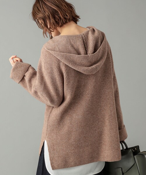 RIVE DROITE（リヴドロワ）の「【神山まりあさん着用アイテム】エアーヤーン片畦フードチュニックニット（ニット/セーター・レディース・オフホワイト/モカ/ライトグレー・F）」の2枚目の写真