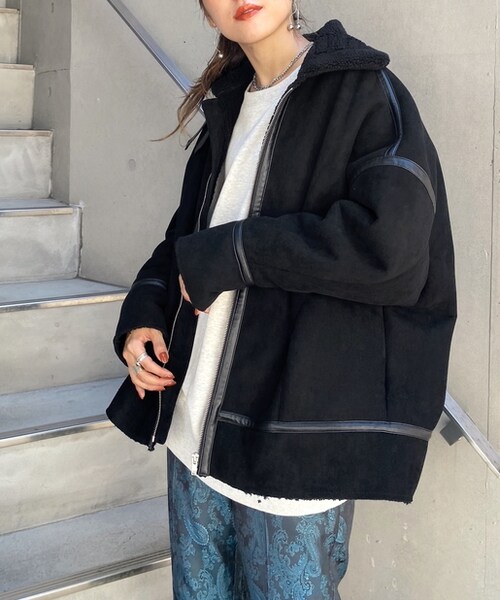 WHO'S WHO gallery（フーズフーギャラリー）の「フェイクムートンジャケット（ムートンコート・レディース・ブラウン/グレー/ブラック/ブラックその他2/アイボリー・F）」の4枚目の写真