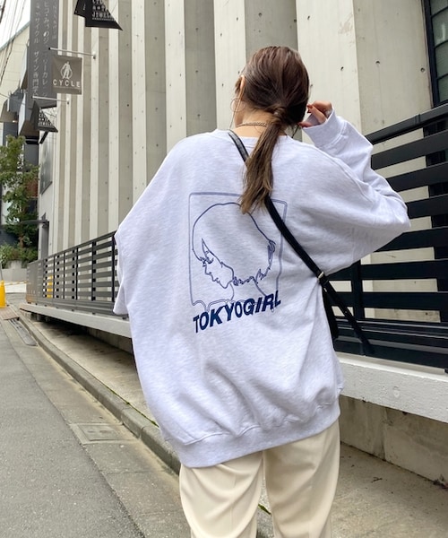 フーズフーギャラリー　スウェット　東京ガール WEB限定》東京ガール カラーフレームスウェット | WHO'S WHO gallery