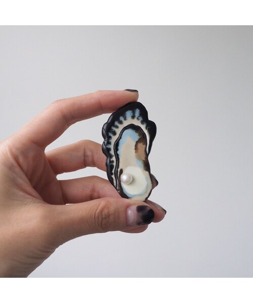 アリエクロマ oyster brooch with pearl 新品未使用