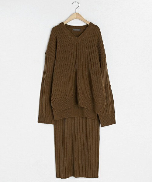DHOLIC（ディーホリック）の「リブVネックニット&スカートSET（ニット/セーター・レディース・アイボリー/カーキ/ブラウン/ブラック・ONESIZE）」の3枚目の写真