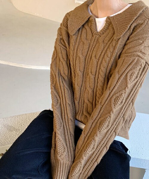 DHOLIC（ディーホリック）の「ツイストカラーニット（ニット/セーター・レディース・ピンクベージュ/ブラウン/アイボリー・ONESIZE）」の3枚目の写真