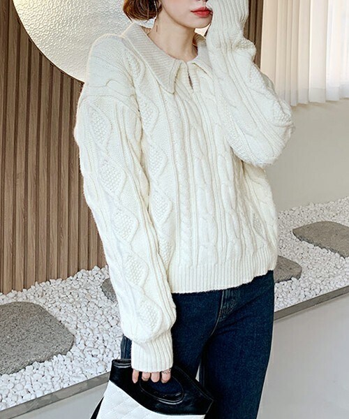 DHOLIC（ディーホリック）の「ツイストカラーニット（ニット/セーター・レディース・ピンクベージュ/ブラウン/アイボリー・ONESIZE）」の2枚目の写真