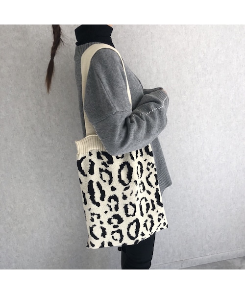 copine（コピン）の「コーディネートのアクセント！レオパード柄ニットトートバッグ(3color)【クリックポスト対象商品】（トートバッグ・レディース・その他）」の7枚目の写真