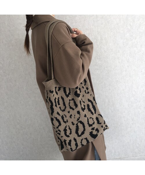 copine（コピン）の「コーディネートのアクセント！レオパード柄ニットトートバッグ(3color)【クリックポスト対象商品】（トートバッグ・レディース・その他）」の4枚目の写真