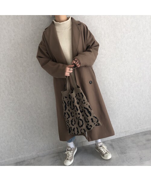 copine（コピン）の「Newカラー！抜け感のある裾サイドスリットデザイン！オーバーサイズダブルチェスターコート（モカ）（チェスターコート・レディース・その他）」の4枚目の写真