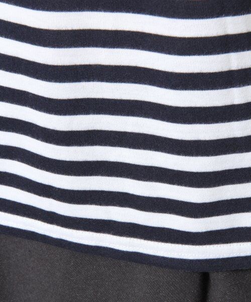 GLOBAL WORK（グローバルワーク）の「カットエリボーダープルオーバー長袖（トップス・レディース・ボーダー10/グレーボーダー18/ボルドーボーダー38・Ｍ/Ｌ）」の13枚目の写真