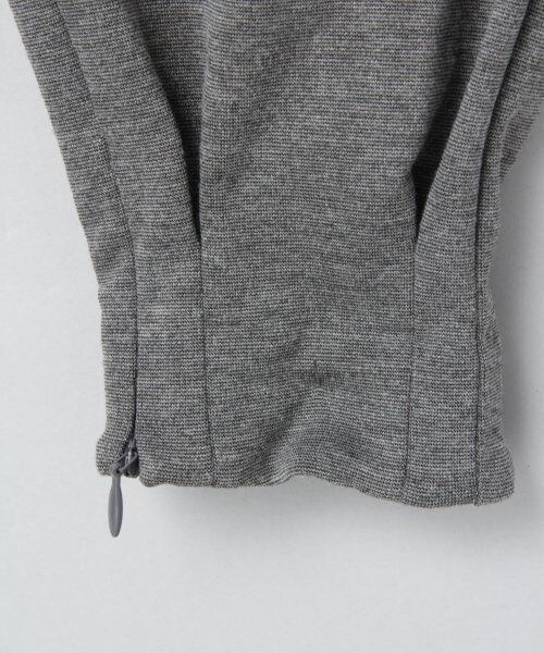 JEANASIS（ジーナシス）の「スソZIPポンチパンツ（パンツ・レディース・ブラック/チャコールグレー・S/M）」の6枚目の写真