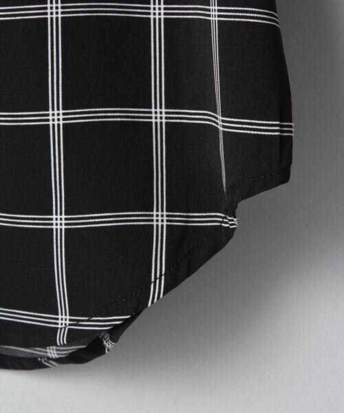 JEANASIS（ジーナシス）の「WPチェックレギュラーシャツ（トップス・レディース・アイボリー/ブラック/キャメル・FREE）」の8枚目の写真