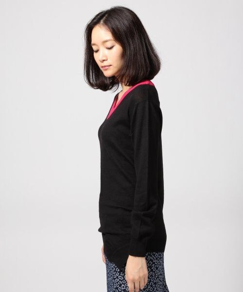 JEANASIS（ジーナシス）の「14GハイショクVネックプルオーバー（トップス・レディース・オフホワイト/ブラック/チャコールグレー・FREE）」の4枚目の写真