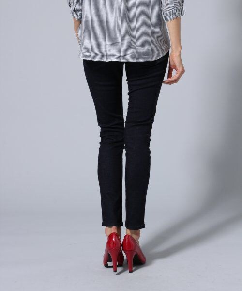 BLISS POINT Womens（ブリスポイント ウイメンズ）の「【Sサイズ展開アイテム】デニムカコウスキニーパンツ（パンツ・レディース・ブルー/ネイビー・S/M/Ｌ）」の4枚目の写真