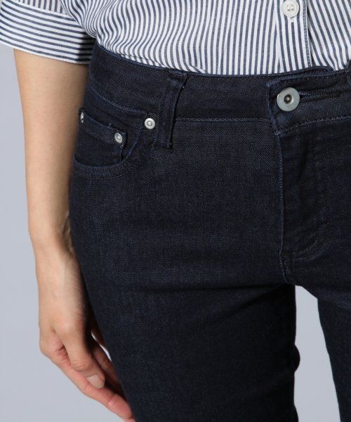 BLISS POINT Womens（ブリスポイント ウイメンズ）の「【Sサイズ展開アイテム】デニムカコウスキニーパンツ（パンツ・レディース・ブルー/ネイビー・S/M/Ｌ）」の5枚目の写真
