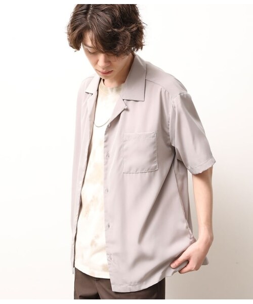 JUNRED（ジュンレッド）の「オープンカラー半袖シャツ（トップス・メンズ・ベージュ/ワイン/ピンク/ブラウン/グレー/ブラック・M/L/LL）」の2枚目の写真