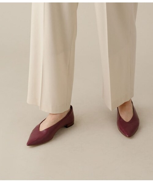 ADAM ET ROPE'（アダムエロペ）の「ポインテッドフラッドシューズ（シューズ・レディース・ベージュ系/パープル/ブラック/ベージュ・24.0/24.5/23.5/23.0/22.5）」の4枚目の写真