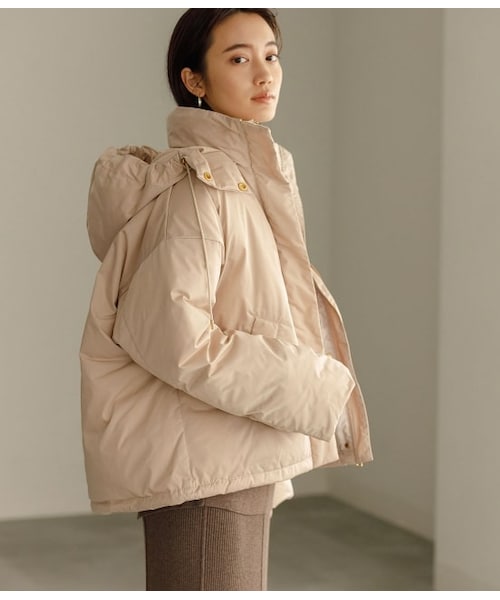 ADAM ET ROPE'（アダムエロペ）の「ALLIED　ショートフードコート（ジャケット/アウター・レディース・ブラック/オフホワイト/ベージュ系・F）」の3枚目の写真