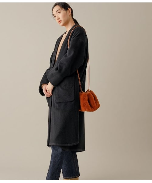 ADAM ET ROPE'(アダムエロペ)の「リサイクルカシミヤ混トリミングガウンコート(ジャケット/アウター・レディース・ブラック/グレー・F)」の1枚目の写真