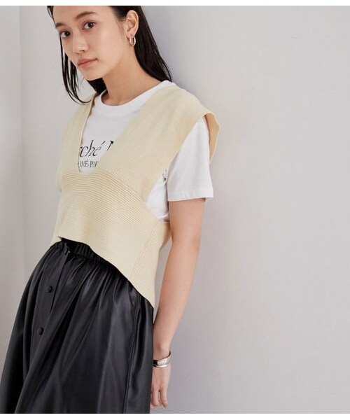 ADAM ET ROPE'(アダムエロペ)の「【ZOZO限定】ニットビスチェ(トップス・レディース・キナリ/ブラック/ライトグレー・F)」の3枚目の写真