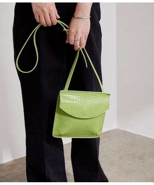 ADAM ET ROPE'（アダムエロペ）の「クロコミニポシェット（バッグ・レディース・ブラウン/ライトグリーン/ラベンダー・F）」の2枚目の写真