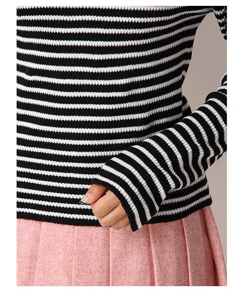 LIPSERVICE(リップサービス)の「リブオフショルニット(トップス・レディース・オフホワイト/ネイビー/カーキ/ブラック/ミックス1・FREE)」の7枚目の写真