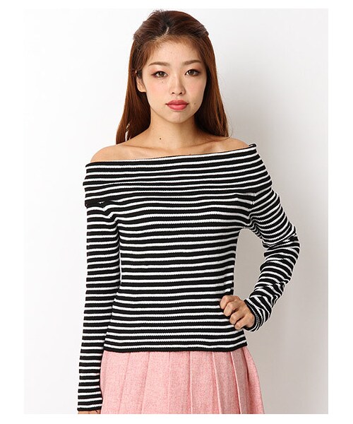 LIPSERVICE(リップサービス)の「リブオフショルニット(トップス・レディース・オフホワイト/ネイビー/カーキ/ブラック/ミックス1・FREE)」の2枚目の写真