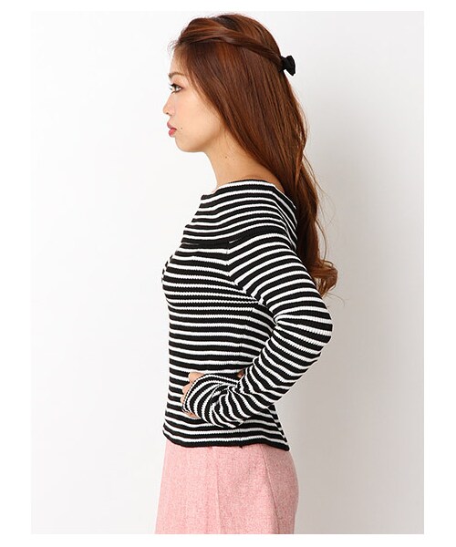 LIPSERVICE(リップサービス)の「リブオフショルニット(トップス・レディース・オフホワイト/ネイビー/カーキ/ブラック/ミックス1・FREE)」の3枚目の写真