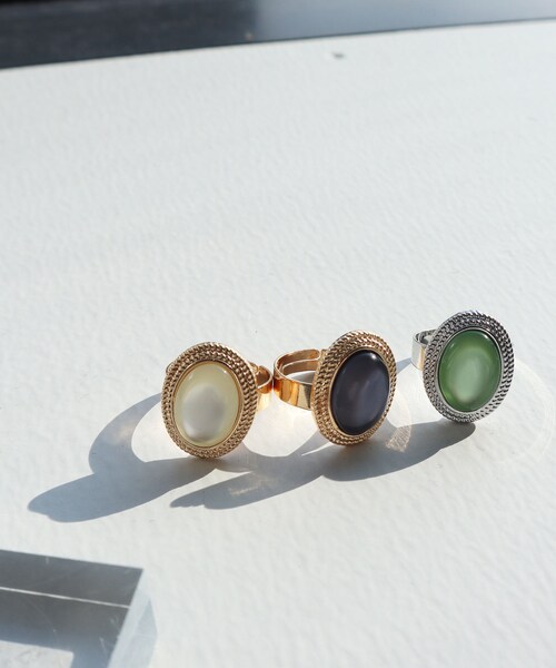 Lattice（Lattice）の「【調整可能】ビンテージ風オーバルリング（リング・レディース・アイボリー/グリーン/パープル・0）」の2枚目の写真